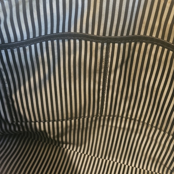 Kate Spade New York Cameron Black Leather Street Lucie Tote Handbag Large - Picture 5 of 10